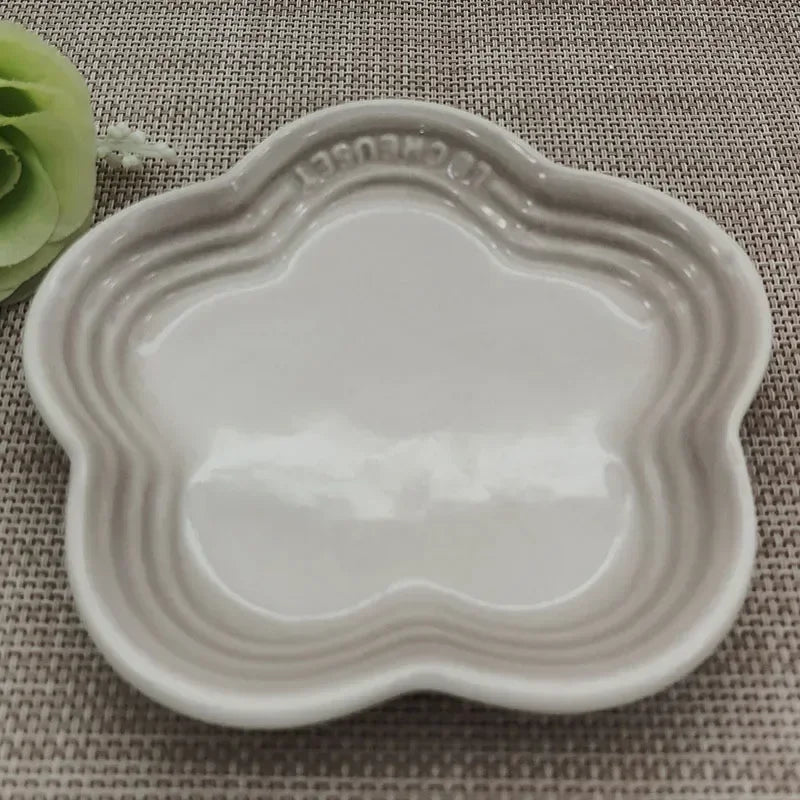 Ceramic Elevated Cat Food Bowl Anti Vomiting Whisker Friendly Design