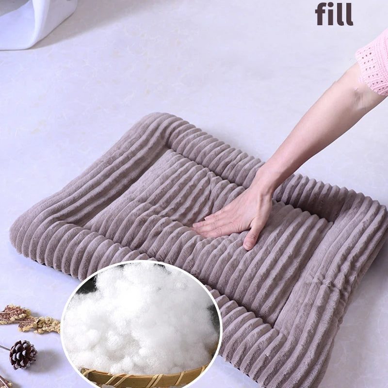 Hubei Flannel Cat And Dog Bed Cushion Washable Lounge Mat